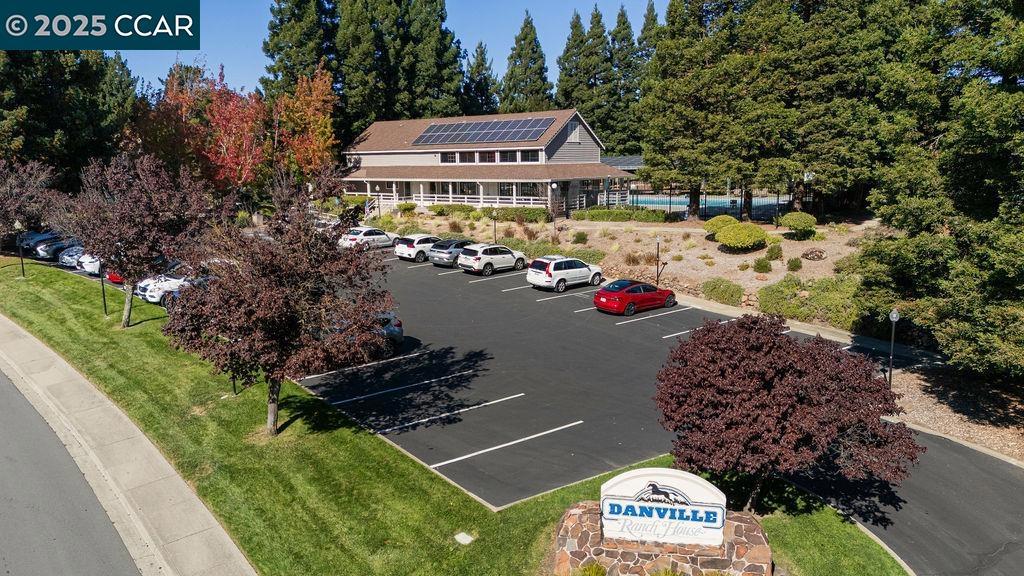 CA CHATEAU - Residential