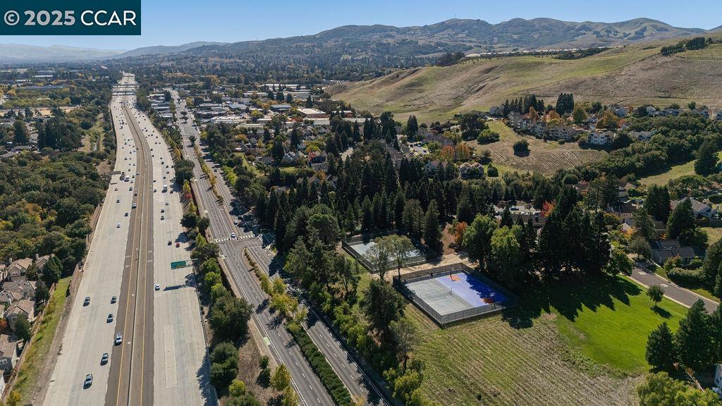 CA CHATEAU - Residential