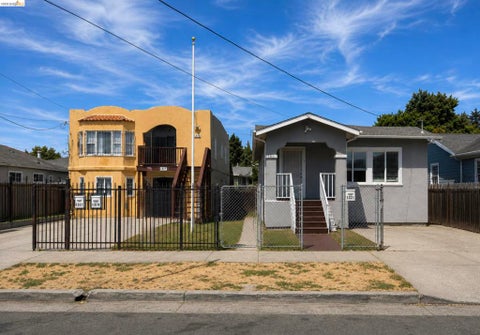Photo of 1317 83Rd Ave Ave, Oakland, CA 94621 (MLS # 41150222)