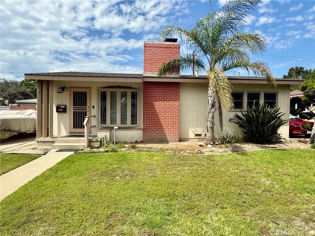 2381 N Bellflower Boulevard