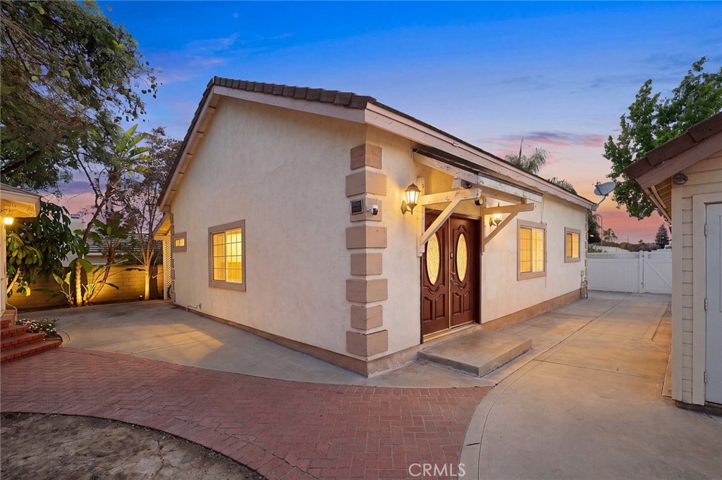 19742 19748 Castlebar Drive