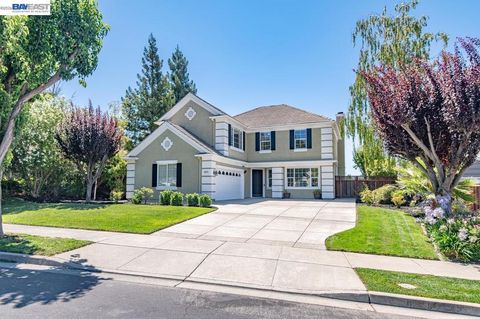 Photo of 4023 Emerson Drive DR, Livermore, CA 94551 (MLS # 41143086)