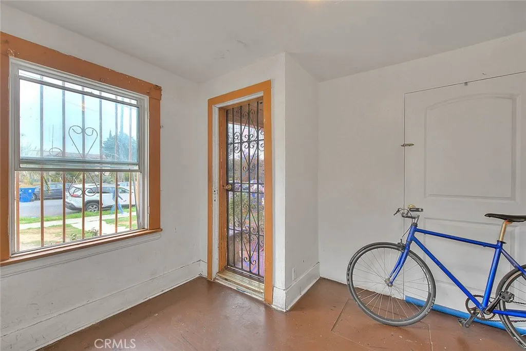 Los Angeles, California 90042, United States, ,Residential,Active,247625