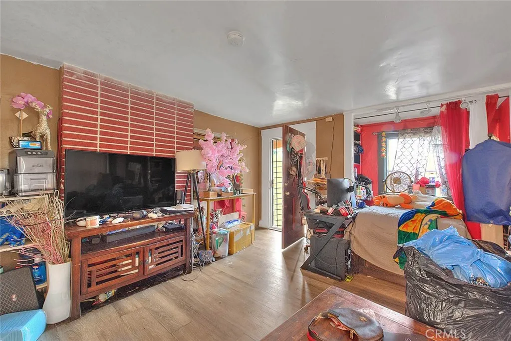 Los Angeles, California 90042, United States, ,Residential,Active,247625