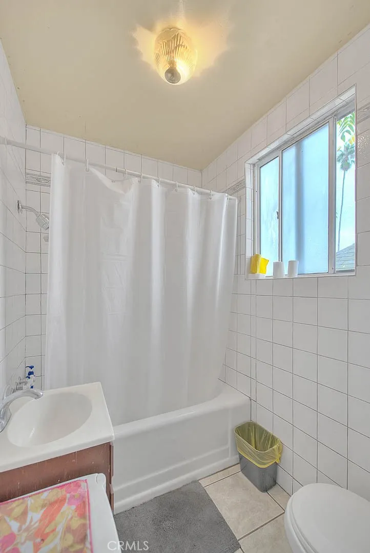 Los Angeles, California 90042, United States, ,Residential,Active,247625