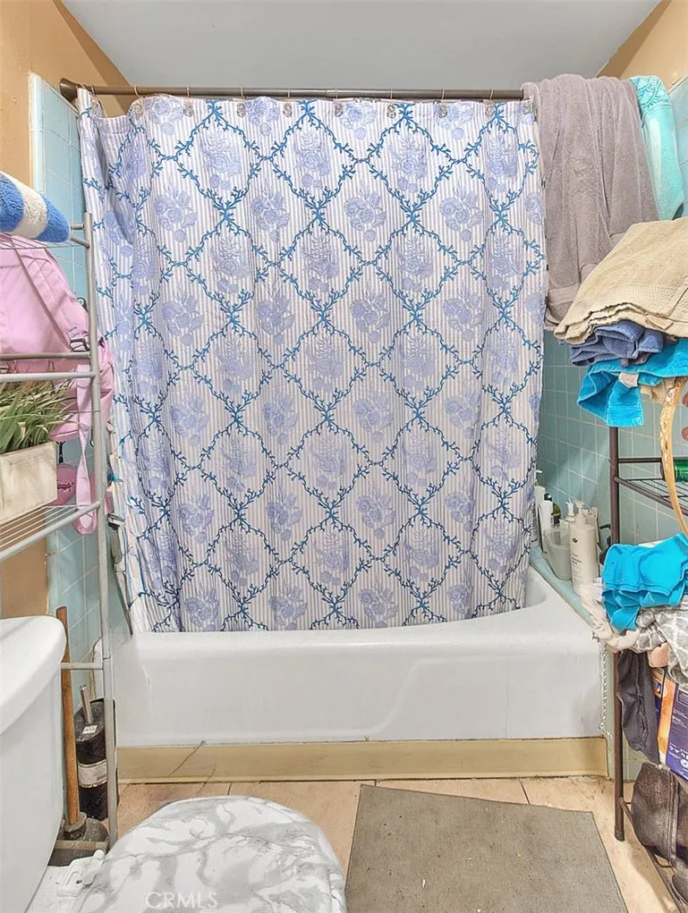 Los Angeles, California 90042, United States, ,Residential,Active,247625