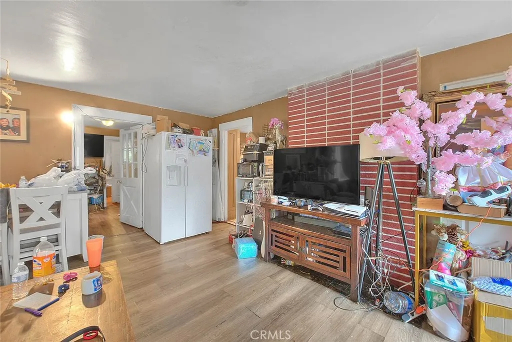 Los Angeles, California 90042, United States, ,Residential,Active,247625