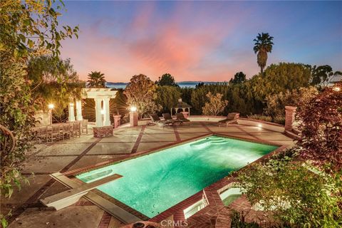 Tiny photo for 1409 Via Arco, Palos Verdes Estates, CA 90274 (MLS # SB25157421)