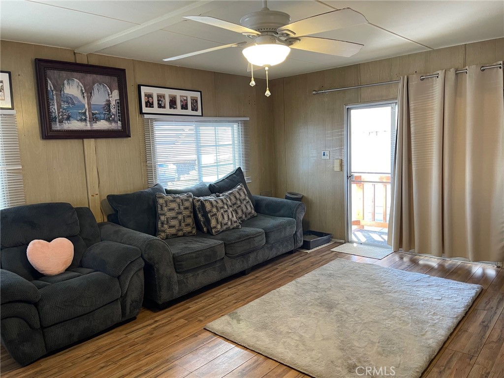 8111 Stanford Ave. #111