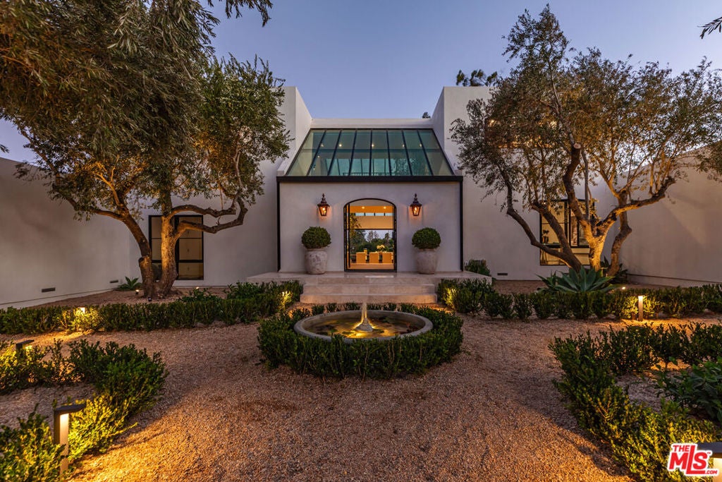 28834 Boniface Drive