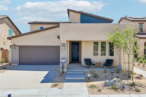 Photo of 15589 Tomahawk Street, Victorville, CA 92394 (MLS # SW26205642)