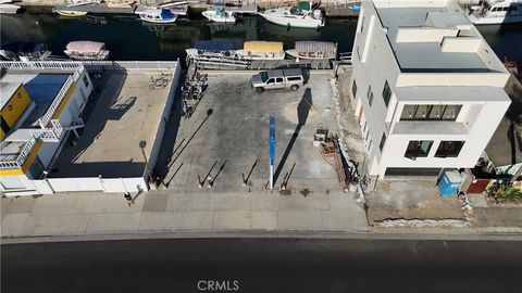 Photo of 16746 Pacific Coast, Huntington Beach, CA 90742 (MLS # OC25251971)