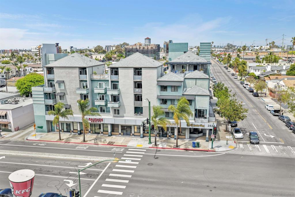 2828 University Ave 406