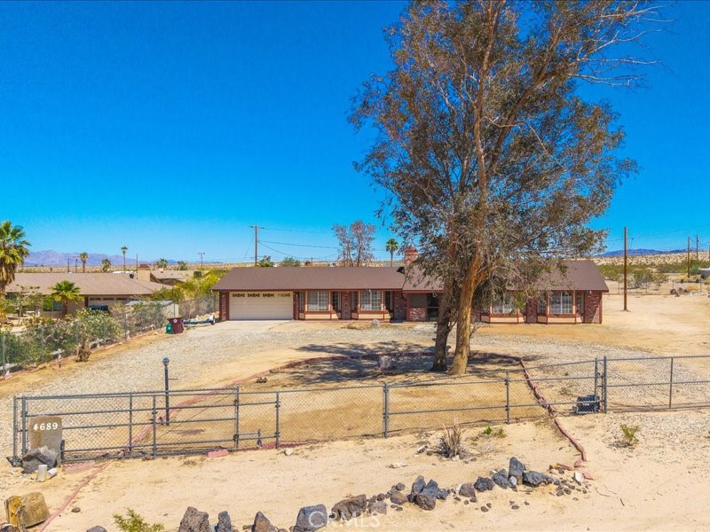4689 Stirrup Lane
