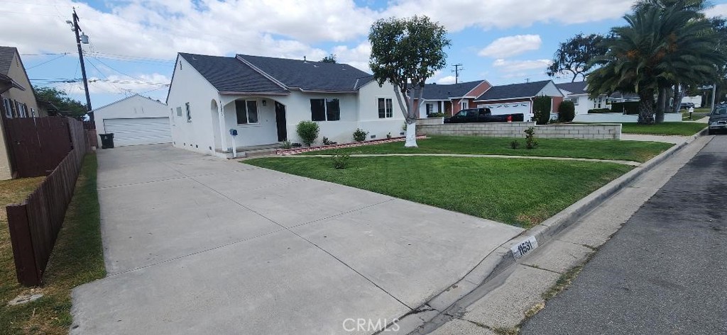 11531 Kathy Lane