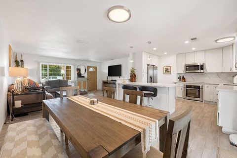 Tiny photo for 42600 Wisconsin Avenue, Palm Desert, CA 92211 (MLS # 219144369DA)