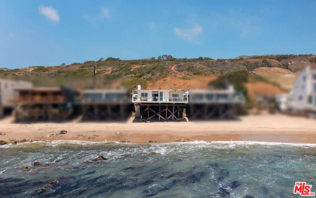 Photo of 24216 Malibu Road, Malibu, CA 90265 (MLS # 26656511)