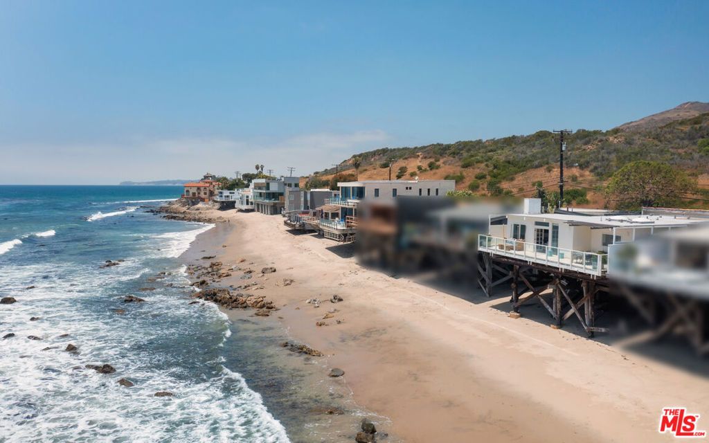 Photo of 24216 Malibu Road, Malibu, CA 90265 (MLS # 26656511)