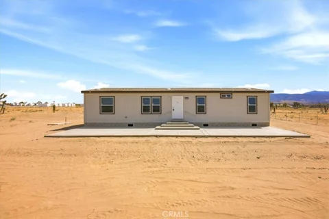 MLS: TR26183577