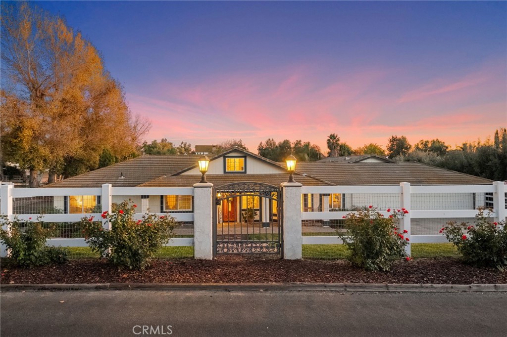 40320 Paseo Del Cielo