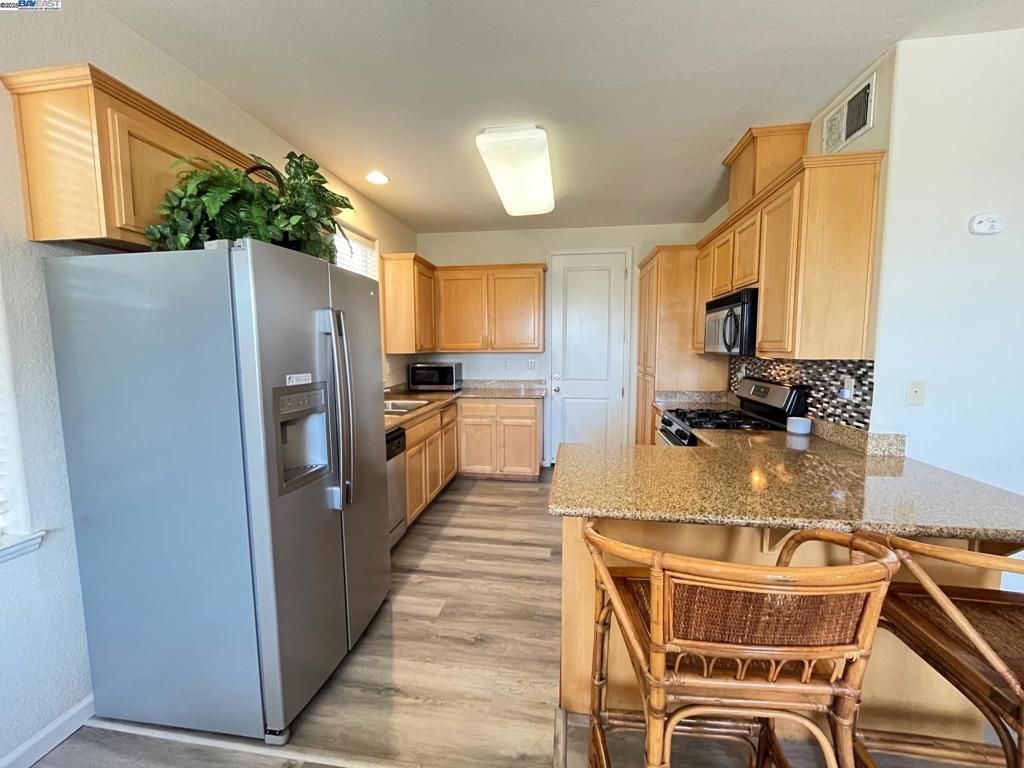 Photo of 769 Bartlett Avenue Ave, Hayward, CA 94541 (MLS # 41115195)