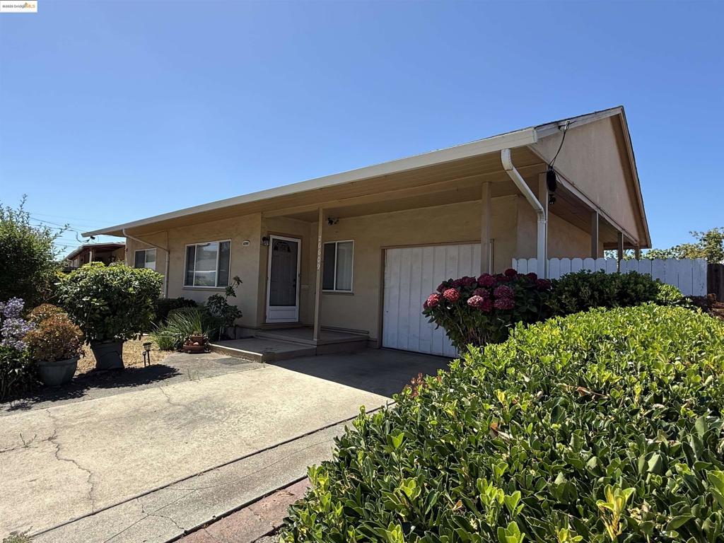 A “fixer upper” is available for purchase in Hayward, near Mission Boulevard and Harder Road. This property presents an excellent opportunity for first-time homebuyers with the ability to undertake renovations. Additionally, it is suitable for investors, as it will be sold as-is.