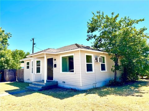 Photo of 2225 N Sutter ST, Stockton, CA 95204 (MLS # OC26138630)