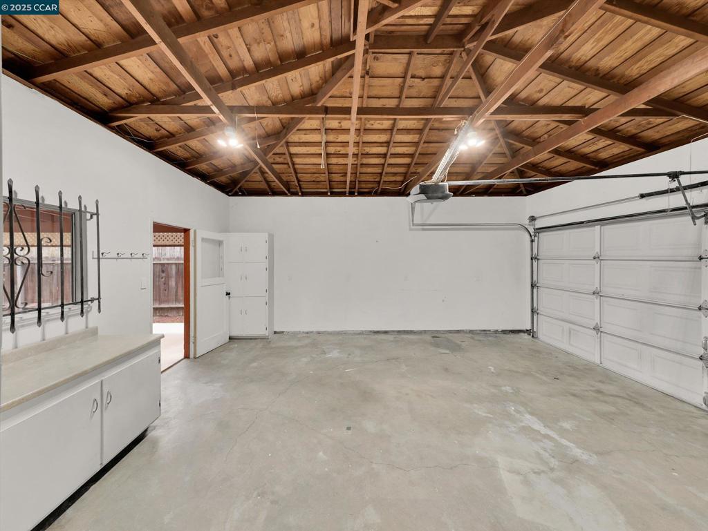 PITTSBURG - Residential