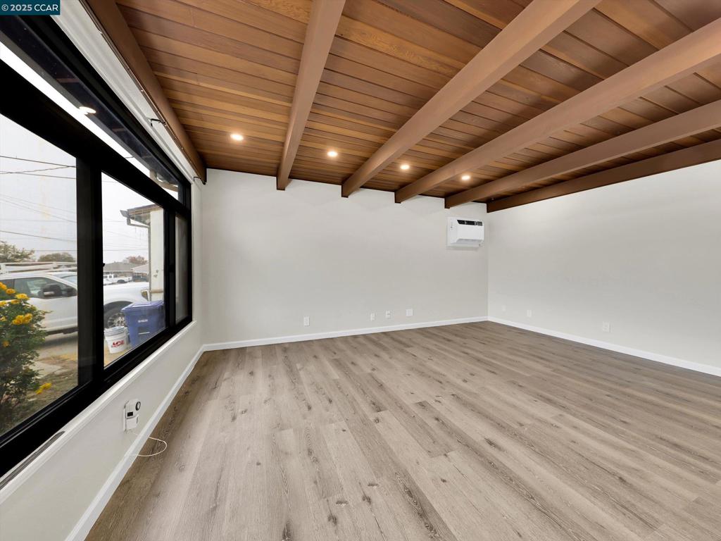 PITTSBURG - Residential