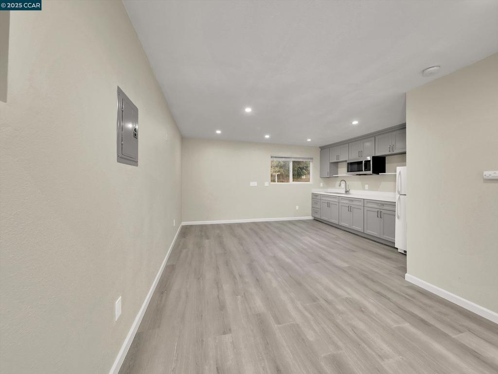 PITTSBURG - Residential