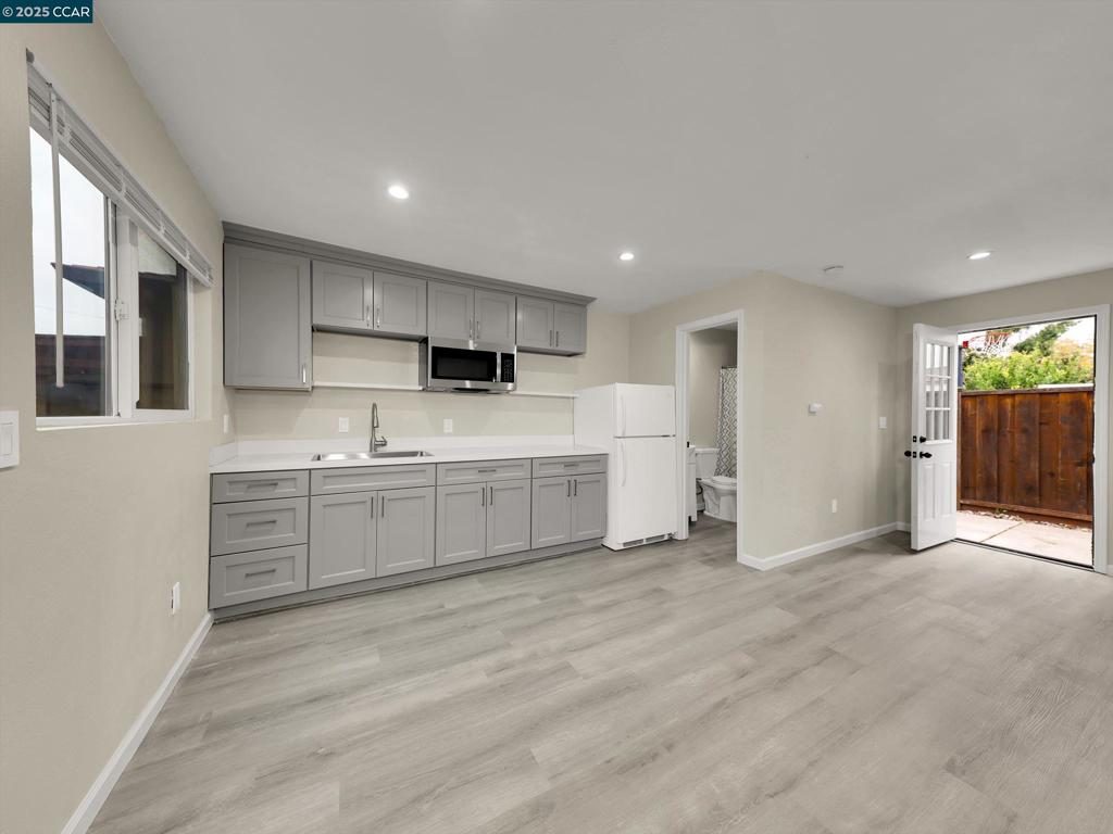 PITTSBURG - Residential