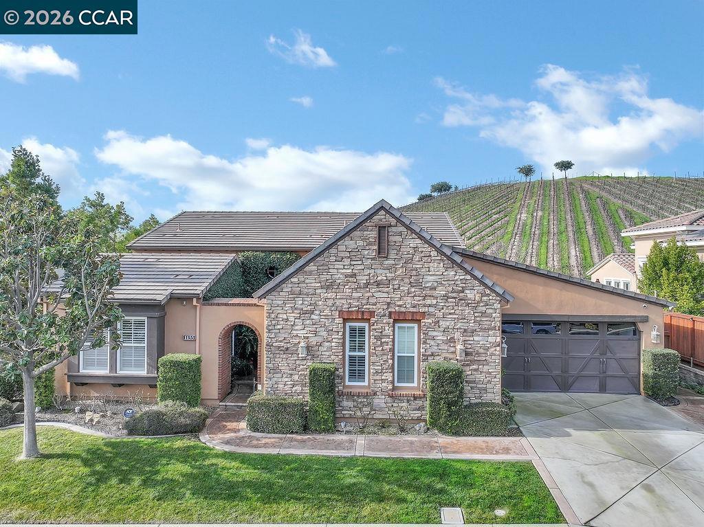 1155 1155 Saint Julien St