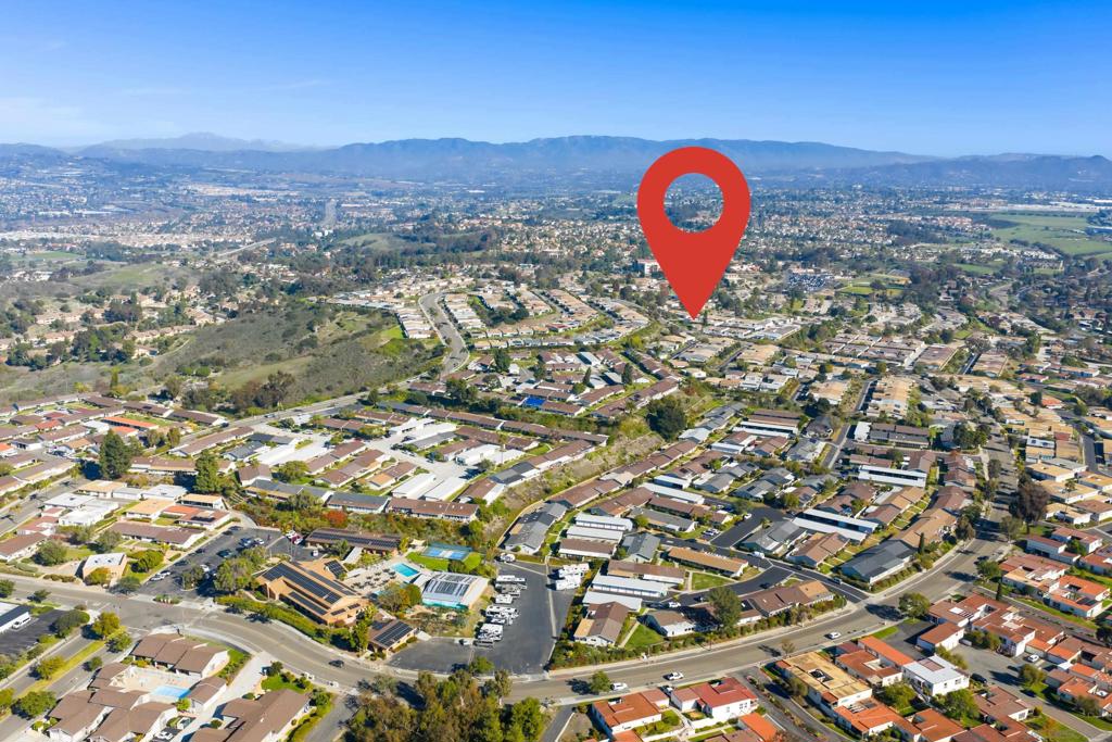 3875 Vista Campana 32