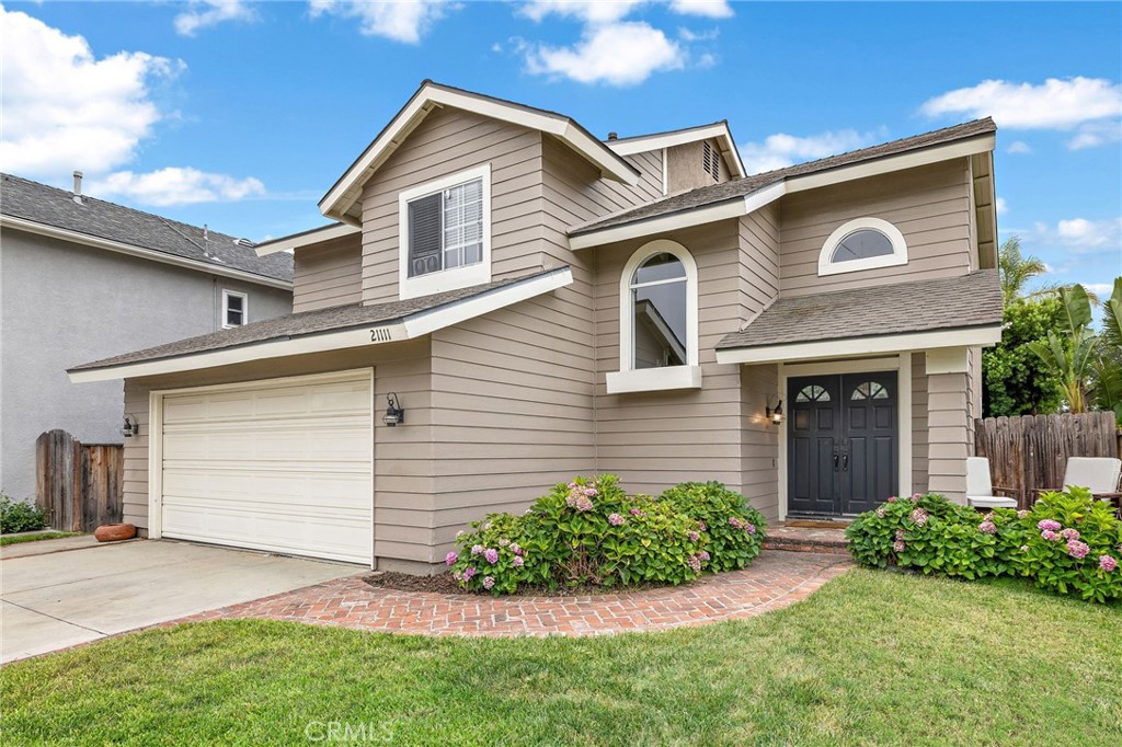 21111 Briarwood Lane