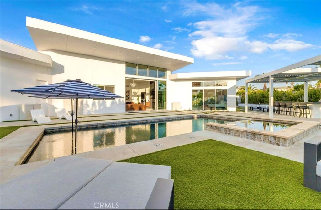 Desert Park Estates (33103) - Residential