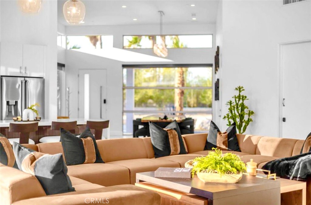 Desert Park Estates (33103) - Residential