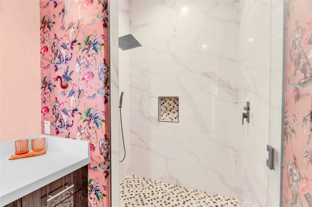 Desert Park Estates (33103) - Residential