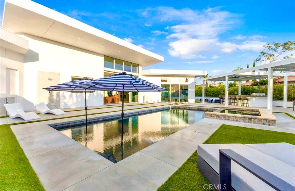 Desert Park Estates (33103) - Residential