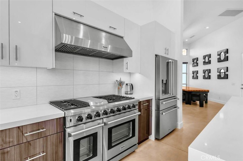 Desert Park Estates (33103) - Residential