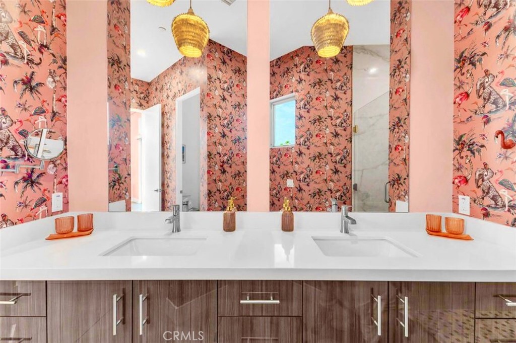 Desert Park Estates (33103) - Residential