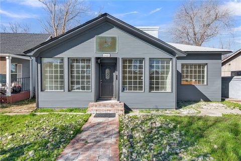 Photo of 1427 Pine St, Paso Robles, CA 93446 (MLS # SC26063988)