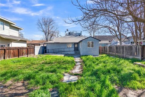 Tiny photo for 1427 Pine St, Paso Robles, CA 93446 (MLS # SC26063988)