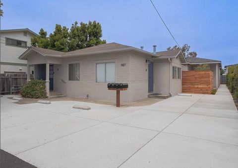 Photo of 987 Harcourt Avenue, Seaside, CA 93955 (MLS # ML82041454)