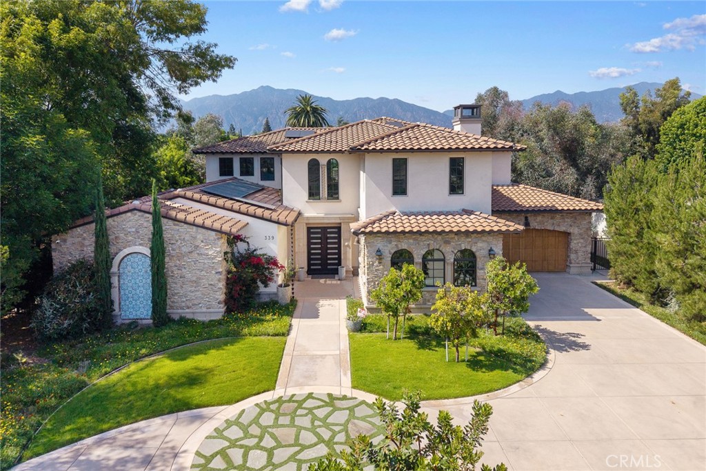 339 W Longden Avenue