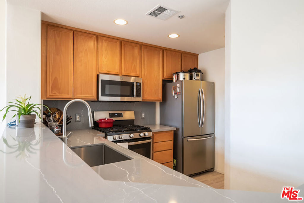 13075 Pacific Promenade 406