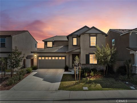 571 Tucker Rialto CA 92377