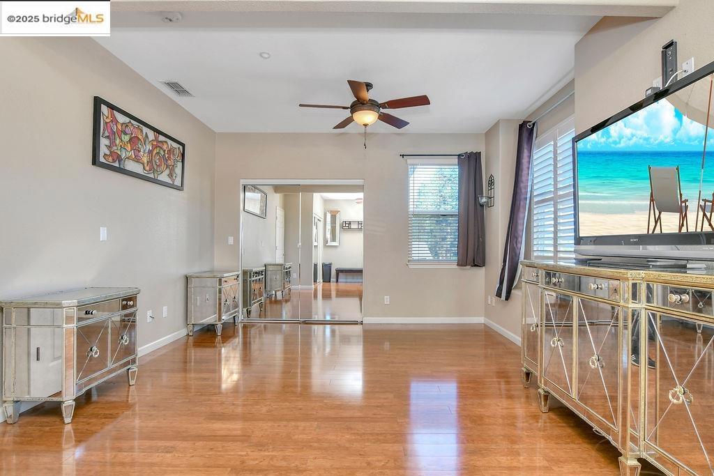 BRENTWOOD - Residential
