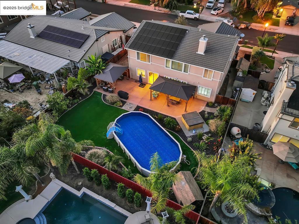 BRENTWOOD - Residential