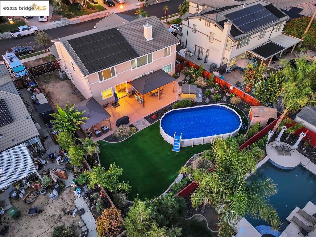 BRENTWOOD - Residential