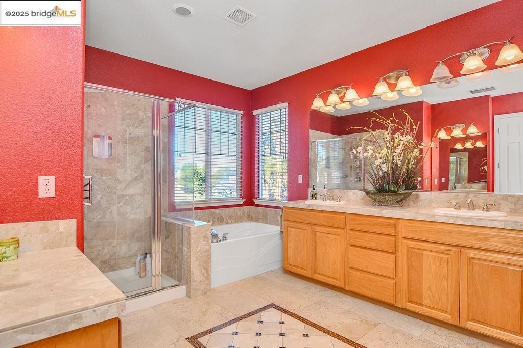 BRENTWOOD - Residential
